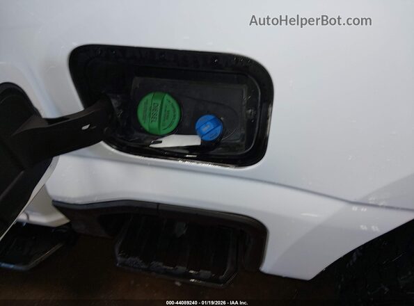 1FT7W2BT8REE11002 2024 FORD F-250 White Դիմացի տեսք