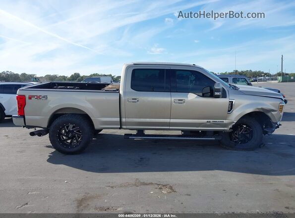 1FT7W2BT9JEB16317 2018 FORD F-250 Beige Вид задньої частини салону
