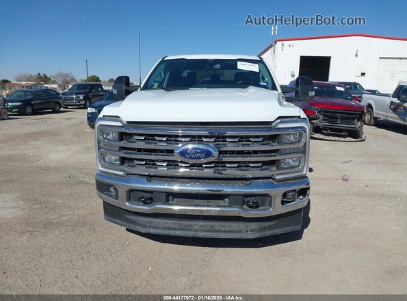 1FT7W2BTXTEC35335 2026 FORD F-250 White Սարքավորումների վահանակի տեսք