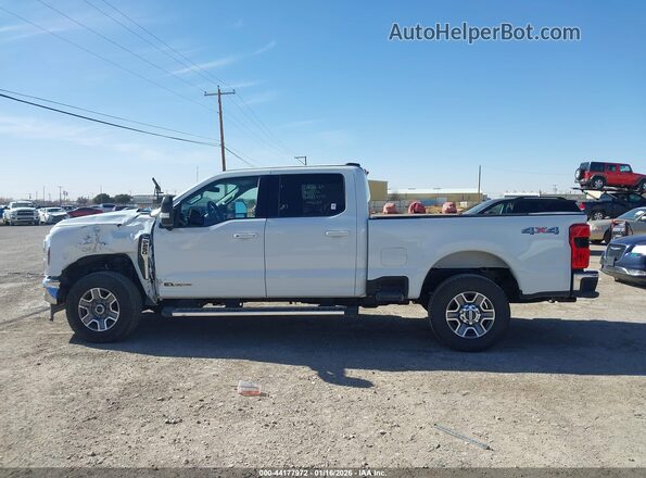 1FT7W2BTXTEC35335 2026 FORD F-250 White Սալոնի 360 աստիճան տեսք
