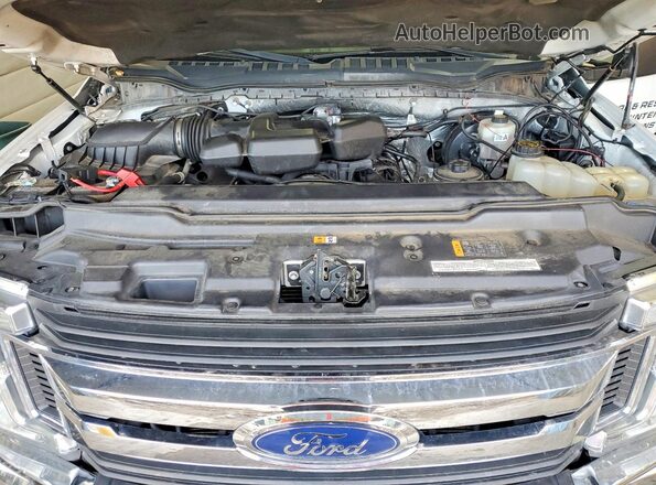 1FT7X2B69KEC72883 2019 FORD F250 White Rear interior view