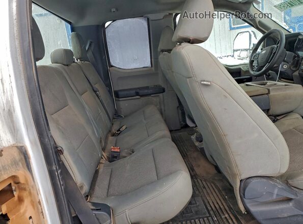 1FT7X2B69NEF22787 2022 FORD F250 White Հետևի նստատեղերի տեսք