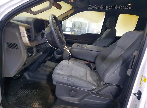 1FT7X2BAXREC62670 2024 FORD F250 White 
