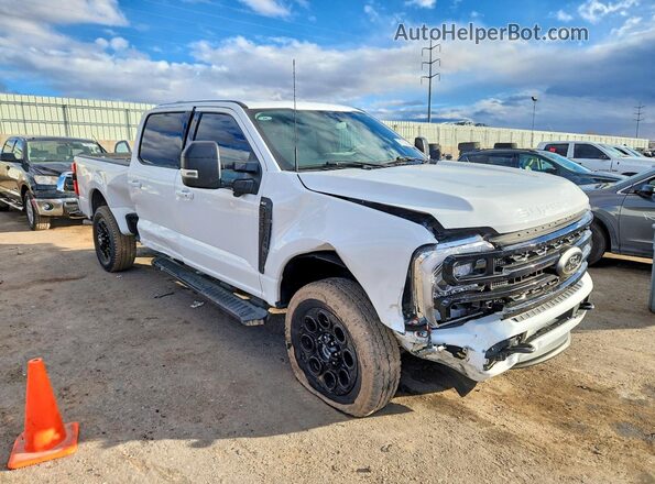 1FT8W2BN7PED16675 2023 FORD F250 White Front right