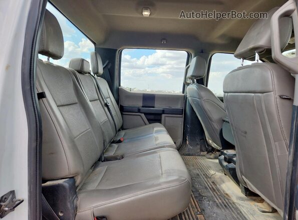 1FT8W2BT4NEF23908 2022 FORD F250 White Vista de los asientos traseros