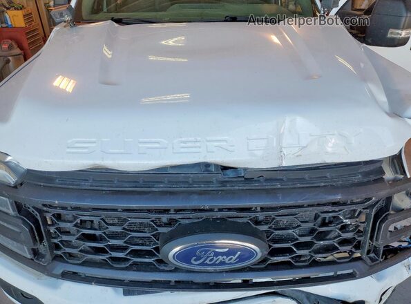 1FT8W2BT8REC92632 2024 FORD F250 White 