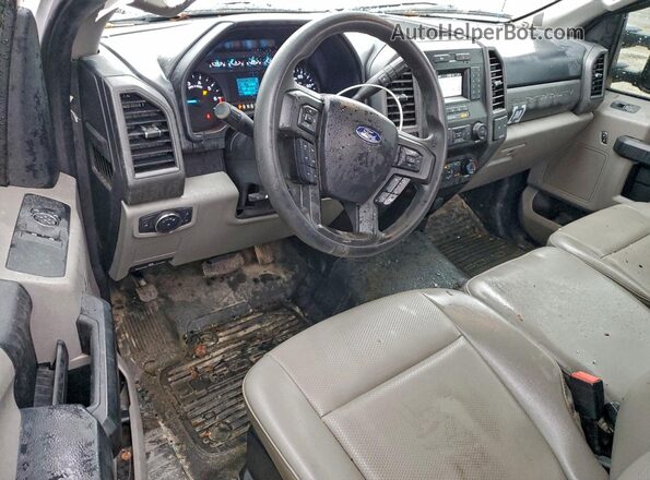 1FTBF2A69LEE29022 2020 FORD F250 White Vista del salpicadero