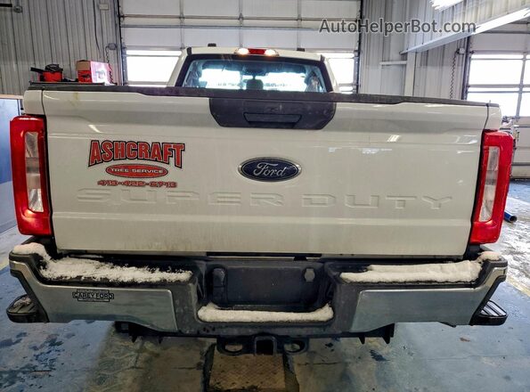 1FTBF2BA8RED43793 2024 FORD F250 White 
