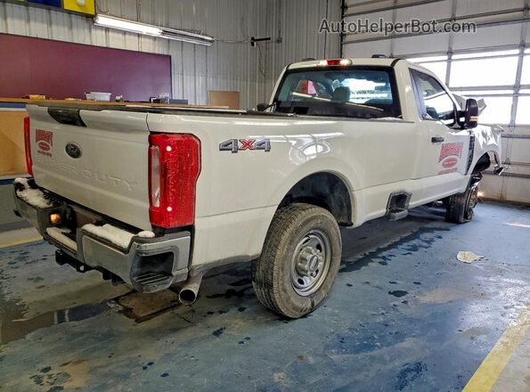 1FTBF2BA8RED43793 2024 FORD F250 White 