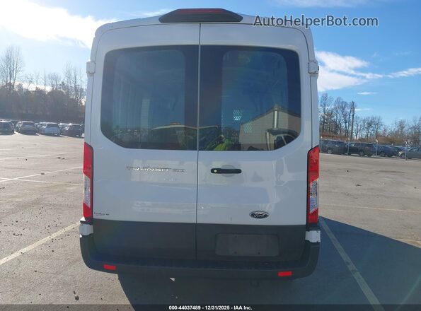 1FTBR1C82PKB13629 2023 FORD TRANSIT-250 Белый 