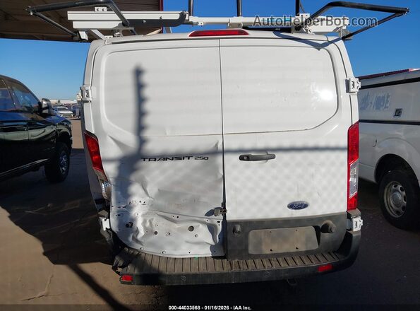 1FTBR1Y8XRKA75238 2024 FORD TRANSIT-250 White 