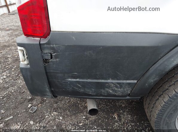 1FTBR2X84PKB37933 2023 FORD TRANSIT-250 Белый Вид спереди