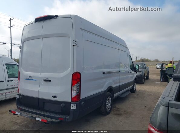 1FTBW3XK6NKA28414 2022 FORD E-TRANSIT-350 CARGO VAN White Rear right