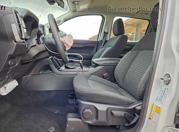 1FTER4BH2SLE34802 2025 FORD RANG White Widok wnętrza z przodu