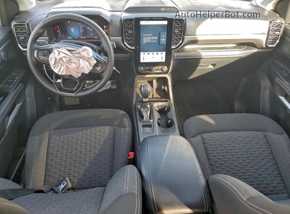 1FTER4HH3SLE26084 2025 FORD RANG White Widok deski rozdzielczej