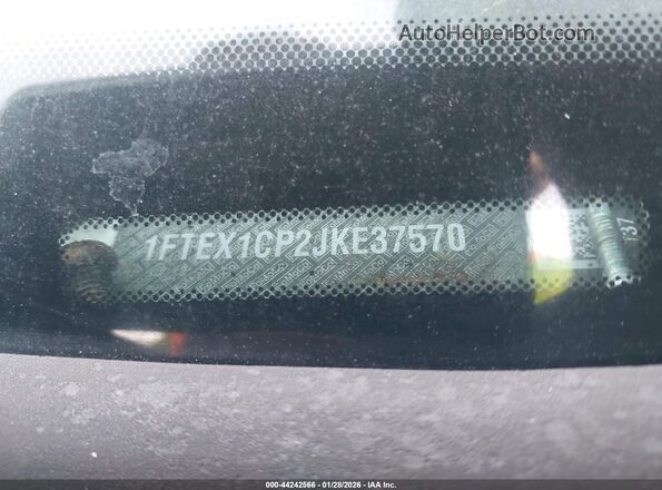 1FTEX1CP2JKE37570 2018 FORD F150 White Engine compartment view