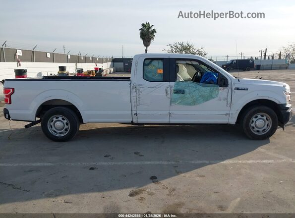 1FTEX1CP2JKE37570 2018 FORD F150 White Rear interior view