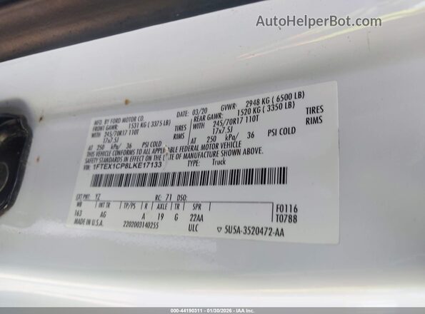 1FTEX1CP8LKE17133 2020 FORD F150 White Vista del compartimento del motor