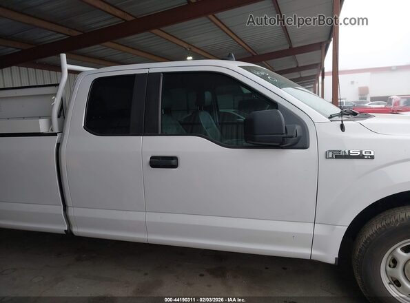 1FTEX1CP8LKE17133 2020 FORD F150 White Vista interior trasera