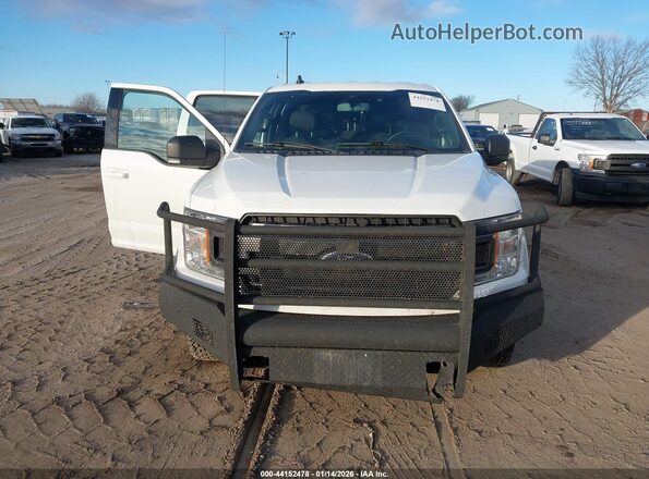 1FTFW1E41KFB18200 2019 FORD F150 White Rear interior view
