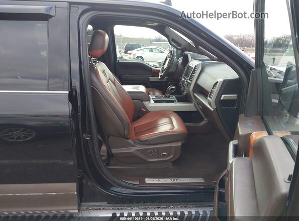 1FTFW1E51JFD98613 2018 FORD F150 Черный Вид салона спереди