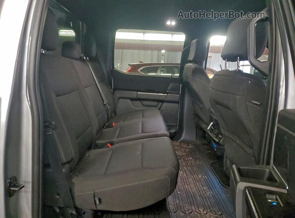1FTFW1E83PFA77787 2023 FORD F150 Silver Widok tylnych siedzeń
