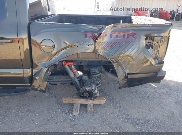 1FTFW1RG2RFC18613 2024 FORD F150 Green Դիմացի տեսք