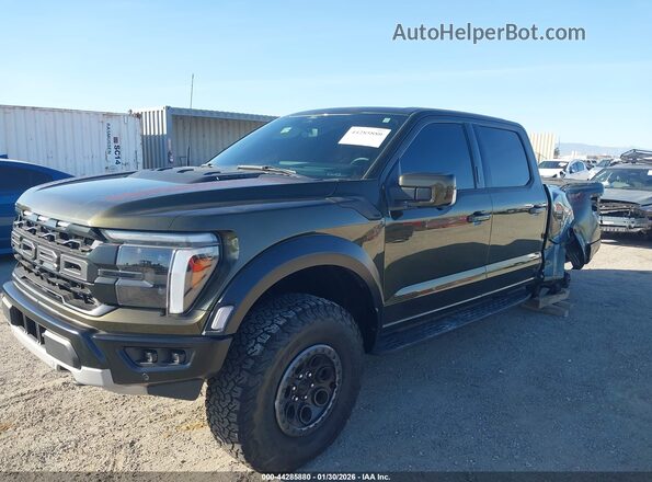1FTFW1RG2RFC18613 2024 FORD F150 Green Առջևի ձախ երեք քառորդ տեսարան