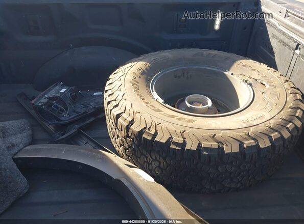 1FTFW1RG2RFC18613 2024 FORD F150 Green Սարքավորումների վահանակի տեսք