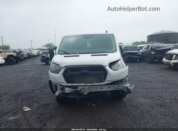 1FTYE1Y89RKA24688 2024 FORD TRANSIT-150 Black Widok wnętrza 360 stopni
