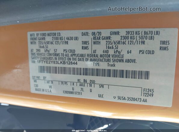 1FTYE2Y83LKB12844 2020 FORD TRANSIT-150 Yellow Widok komory silnika