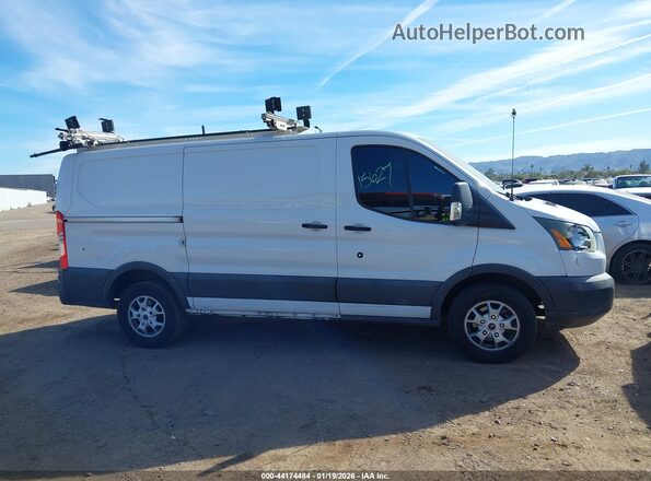 1FTYR1YG1GKA12527 2016 FORD TRANSIT-250 White Widok wnętrza z tyłu