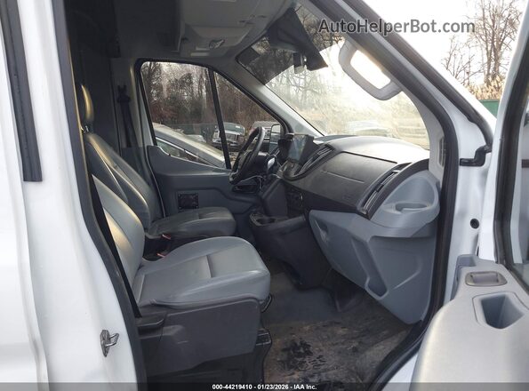 1FTYR2XM1HKA69891 2017 FORD TRANSIT-250 White Widok wnętrza z przodu
