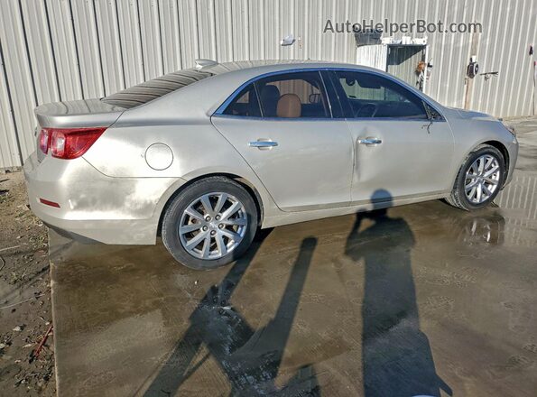 1G11E5SA7GF153676 2016 CHEVROLET MALIBU Silver Задня права чверть