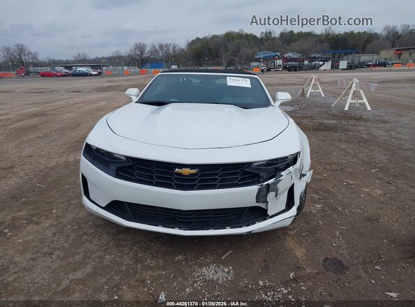 1G1FB3DX0P0156748 2023 CHEVROLET CAMARO White Instrument cluster view