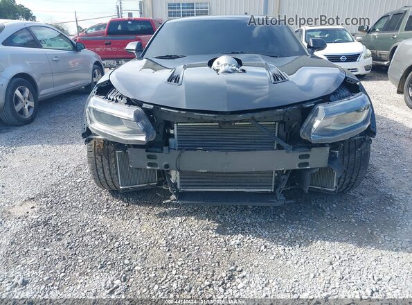 1G1FF1R72J0145873 2018 CHEVROLET CAMARO Black Widok z przodu