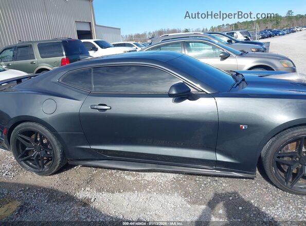 1G1FF1R72J0145873 2018 CHEVROLET CAMARO Black Widok wnętrza z tyłu