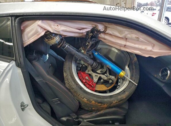 1G1FK1R65N0128039 2022 CHEVROLET CAMARO White Вид задніх сидінь