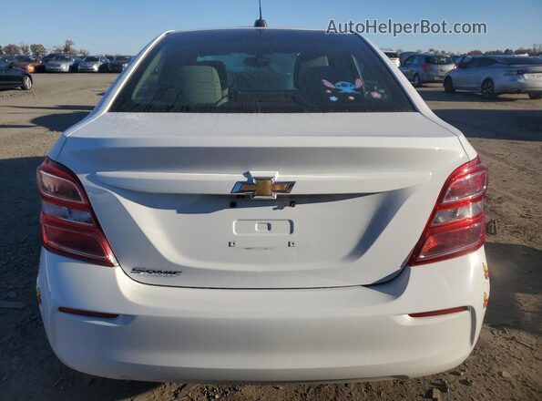 1G1JB5SB8K4114097 2019 CHEVROLET SONIC White Вид ззаду