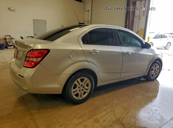 1G1JB5SH4H4135879 2017 CHEVROLET SONIC Silver Հետևի աջ