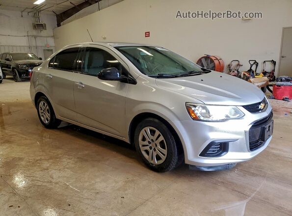 1G1JB5SH4H4135879 2017 CHEVROLET SONIC Silver Առջևի աջ