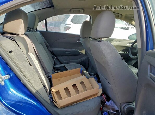 1G1JD5SB8L4100678 2020 CHEVROLET SONIC Blue უკანა სავარძლების ხედი