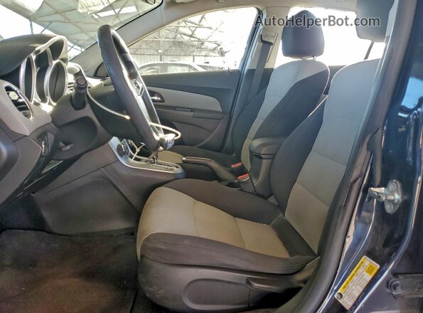 1G1PC5SH3G7187198 2016 CHEVROLET CRUZE Charcoal Вид салону спереду