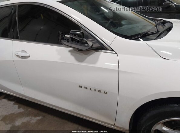1G1ZB5ST2JF190249 2018 CHEVROLET MALIBU White Widok z przodu
