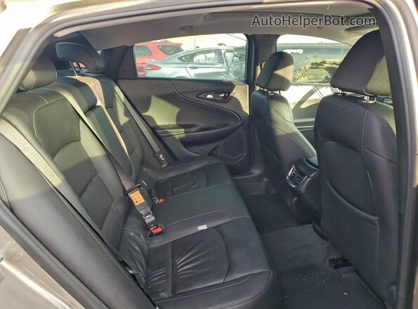 1G1ZD5ST9NF167356 2022 CHEVROLET MALIBU Silver Vista de los asientos traseros