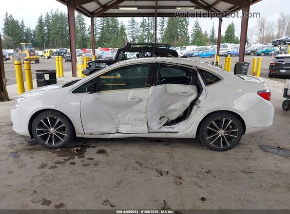 1G4PR5SK9H4122792 2017 BUICK VERANO White 
