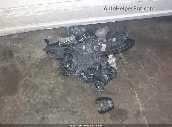 1G4ZP5SS5KU123766 2019 BUICK LACROSSE White Widok zestawu wskaźników