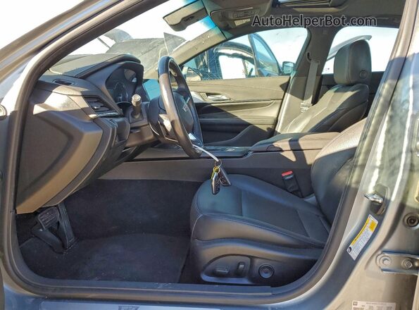 1G6DB5RK5P0117969 2023 CADILLAC CT4 Silver Vista interior delantera