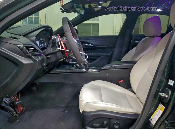 1G6DK5RK4M0115044 2021 CADILLAC CT4 Черный Вид салона спереди