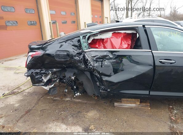 1G6DS5RK4T0106567 2026 CADILLAC CT5 Black Widok z przodu